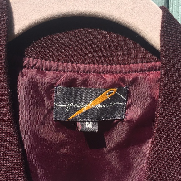 red bomber coat lace ribbon - Picture 5 of 11